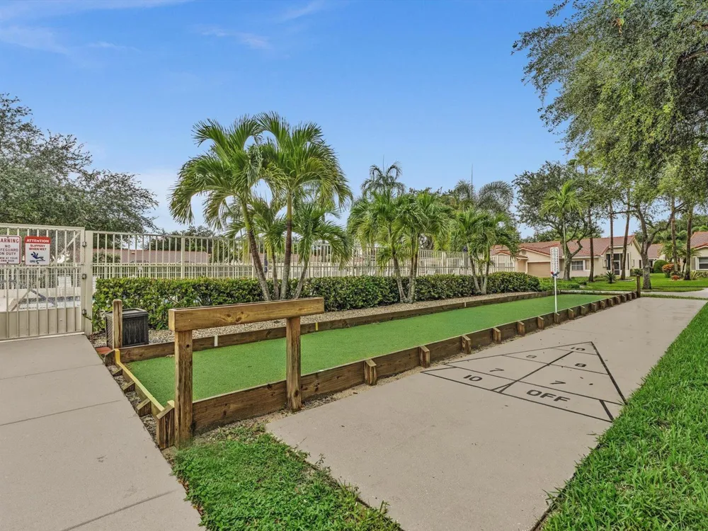 110 SAUSALITO DRIVE Boynton Beach, FL 33436
