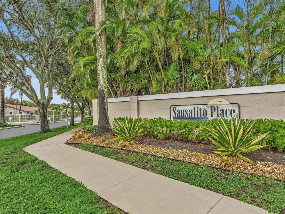 110 SAUSALITO DRIVE Boynton Beach, FL 33436