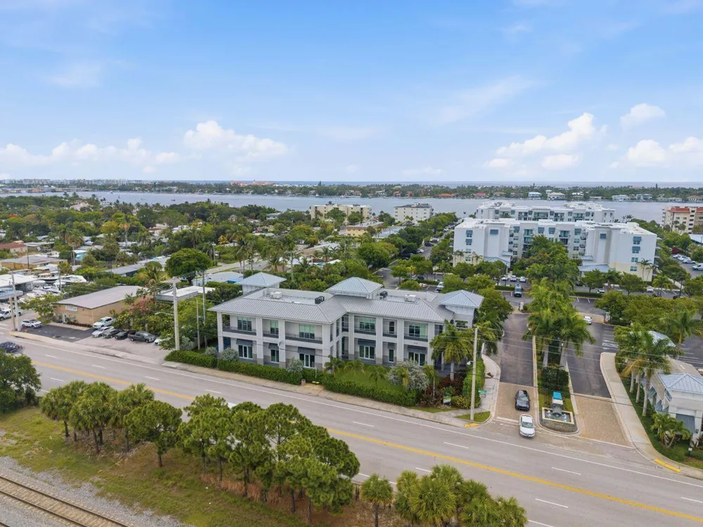 1300 S Dixie Highway ##112 - #114 Lantana, FL 33462