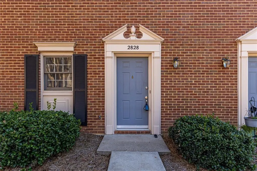2828 Webb Bridge Road Alpharetta, GA 30009