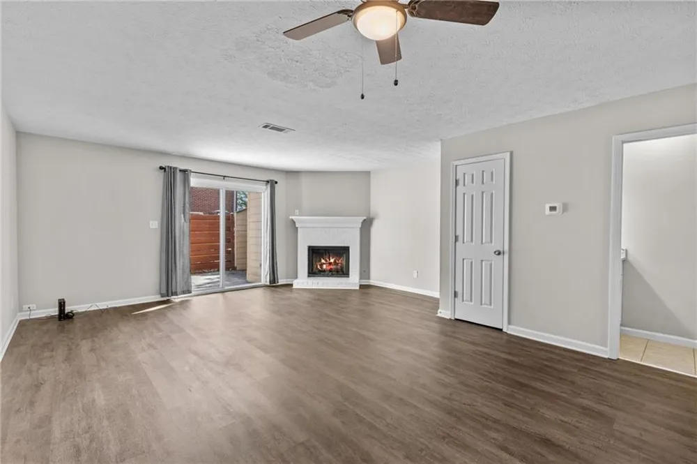 2828 Webb Bridge Road Alpharetta, GA 30009