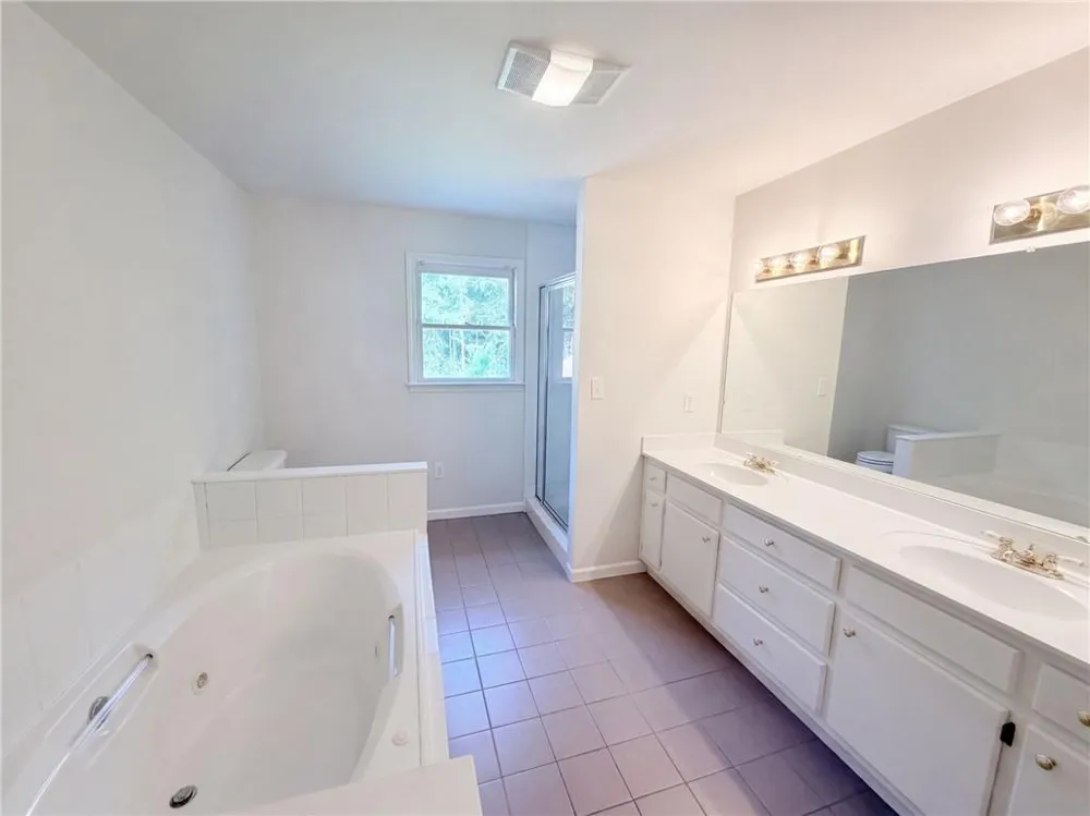 3802 Claude Brewer Road Loganville, GA 30052