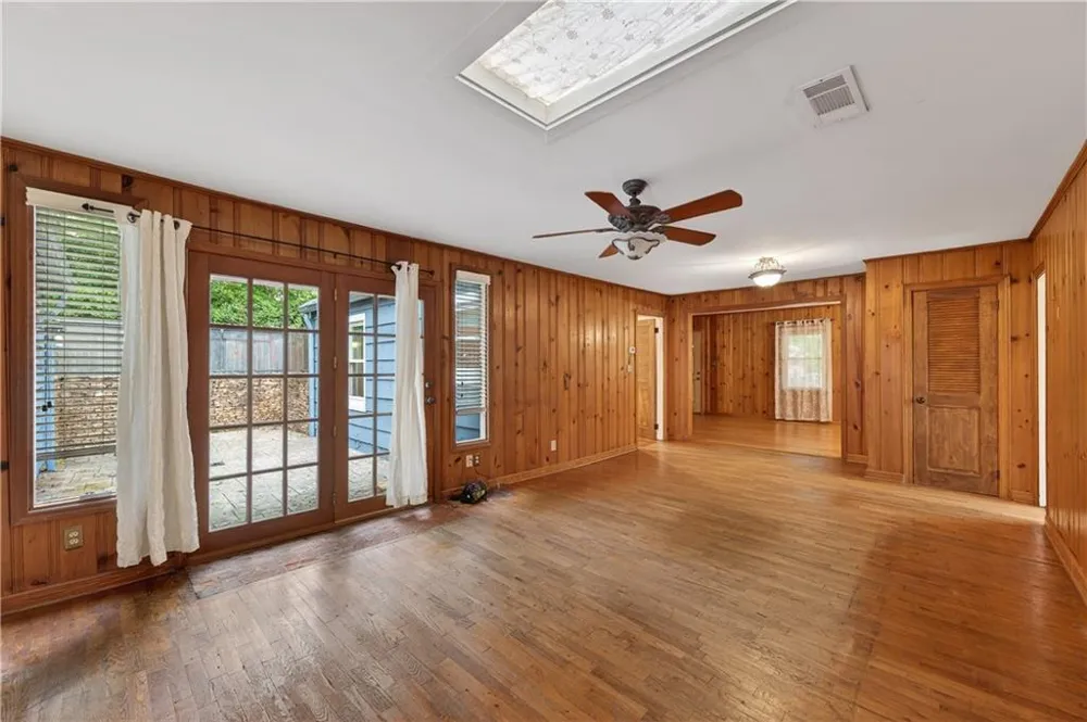 4490 Dallas Street Acworth, GA 30101