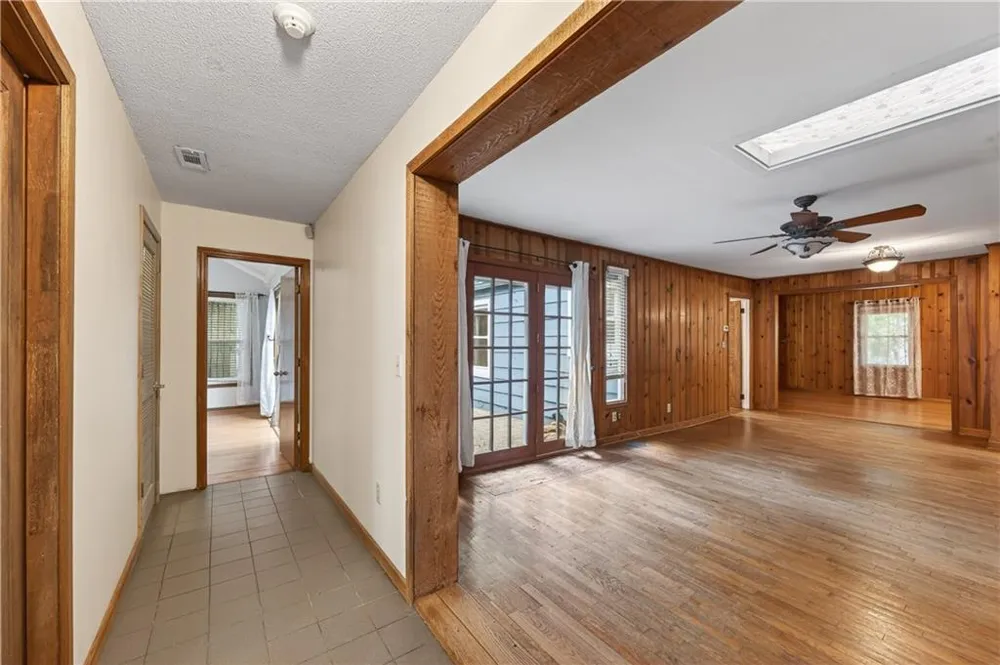 4490 Dallas Street Acworth, GA 30101