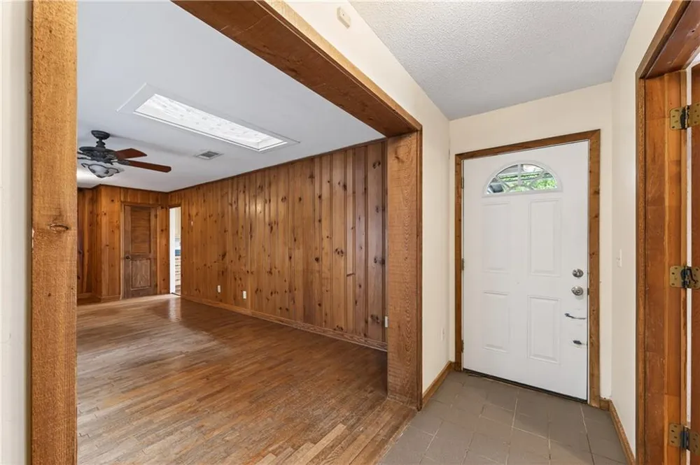 4490 Dallas Street Acworth, GA 30101