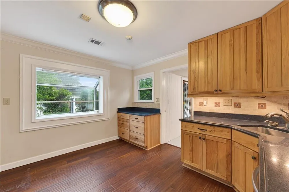 4490 Dallas Street Acworth, GA 30101