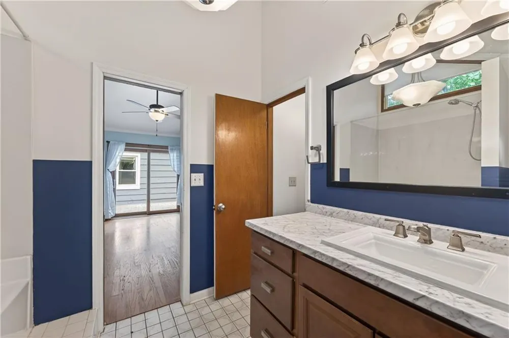 4490 Dallas Street Acworth, GA 30101