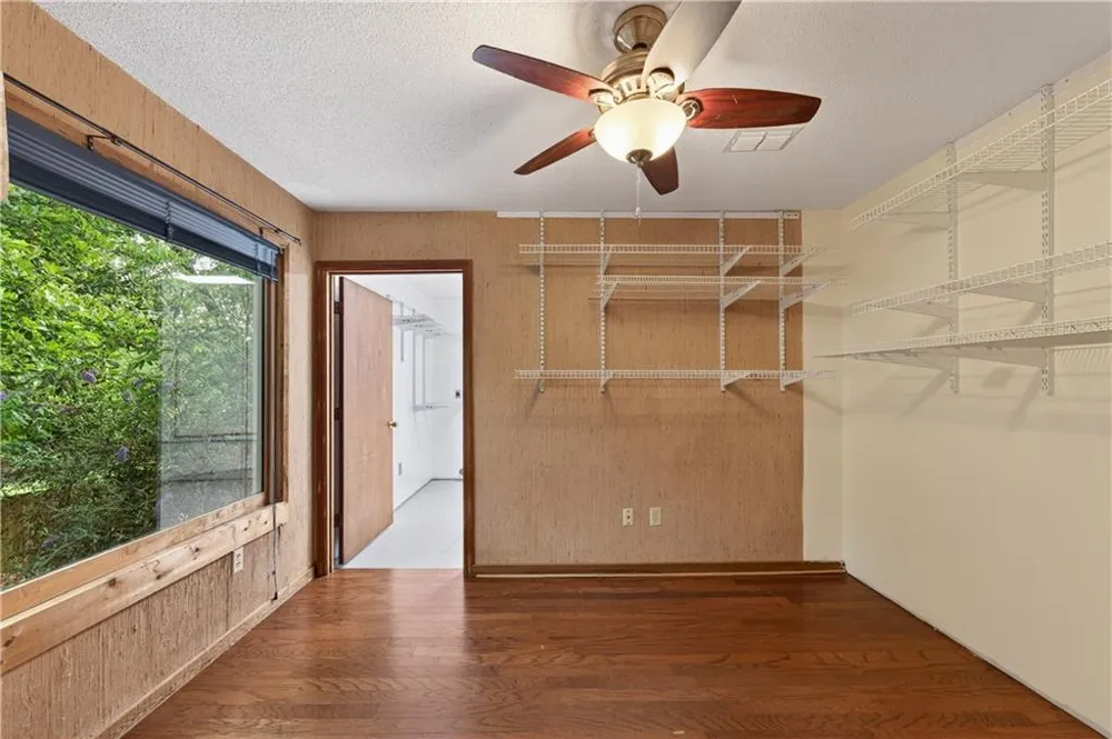 4490 Dallas Street Acworth, GA 30101