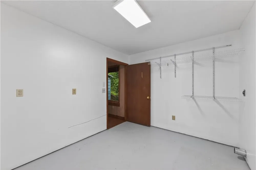 4490 Dallas Street Acworth, GA 30101