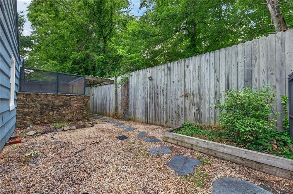 4490 Dallas Street Acworth, GA 30101