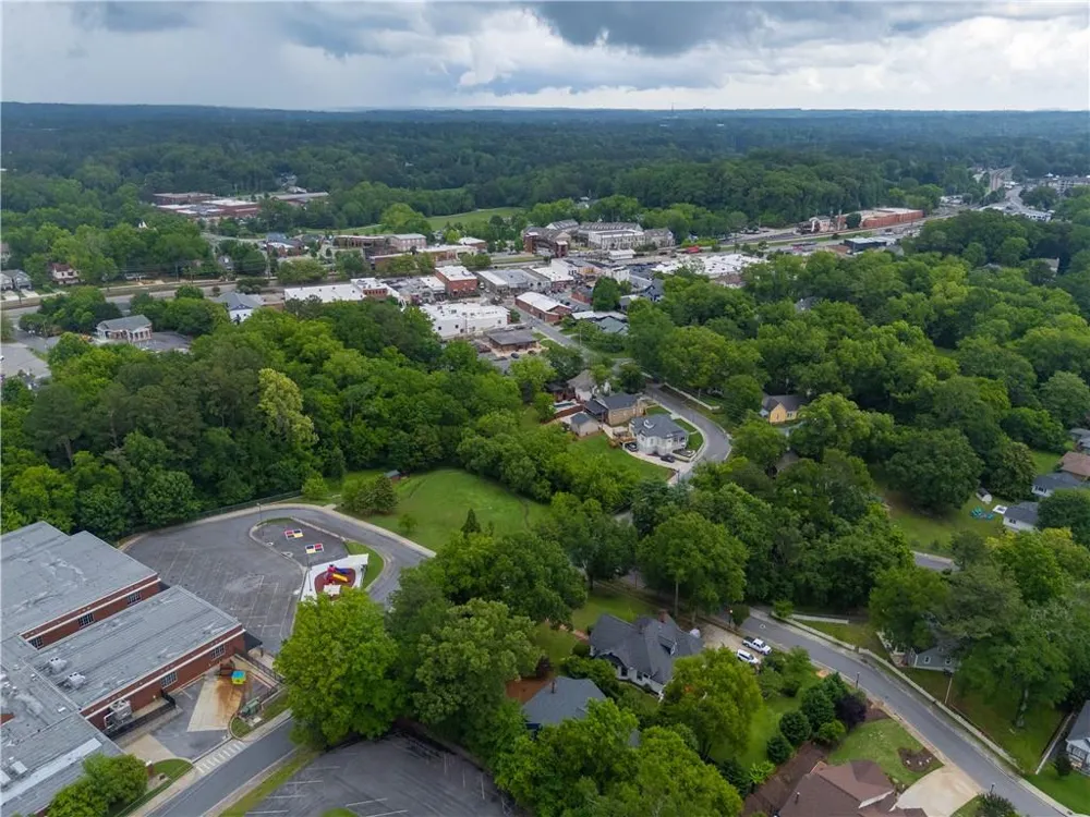 4490 Dallas Street Acworth, GA 30101