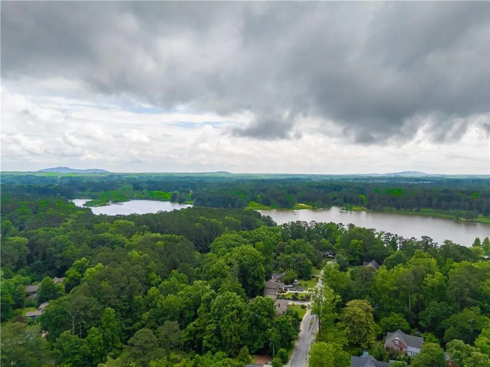 4490 Dallas Street Acworth, GA 30101