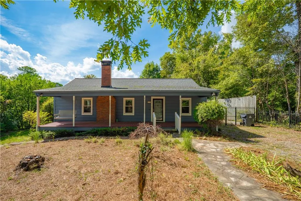 4490 Dallas Street Acworth, GA 30101
