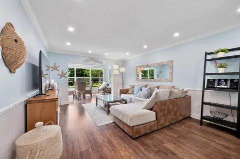 5171 W Oakland Park Boulevard #204