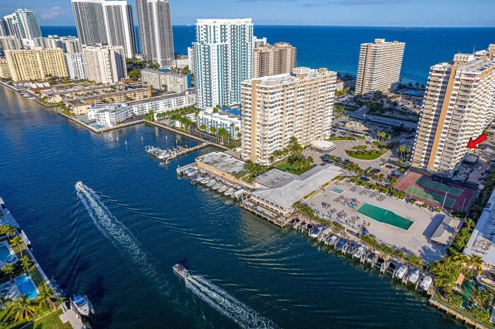 1985 S OCEAN DRIVE #6G Hallandale Beach, FL 33009