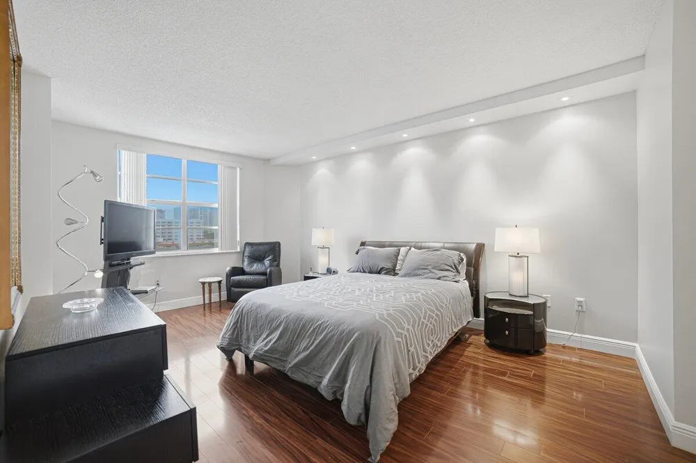 1985 S OCEAN DRIVE #6G Hallandale Beach, FL 33009