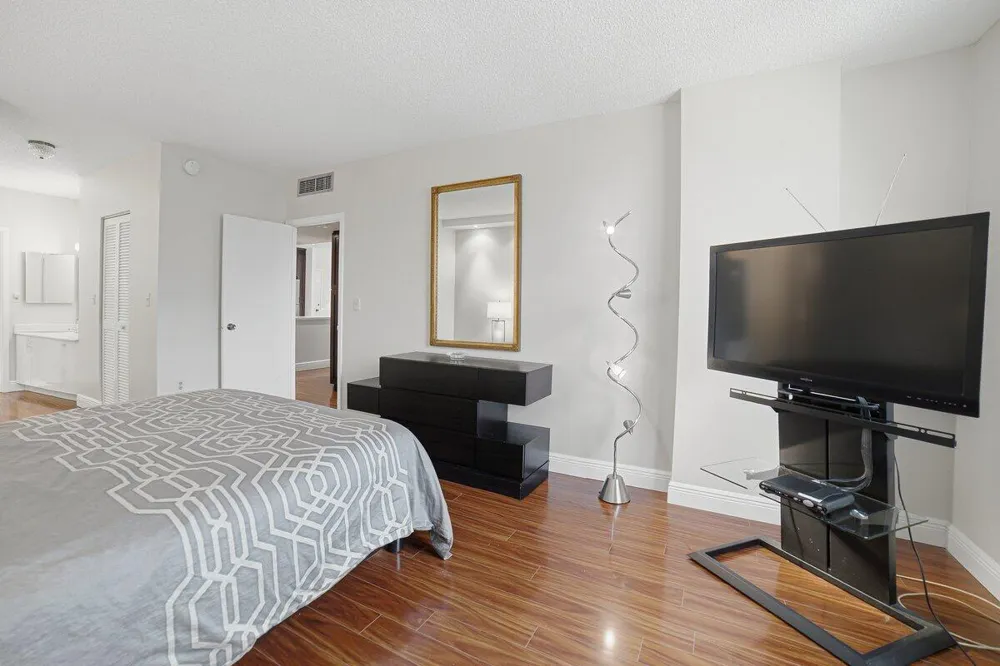 1985 S OCEAN DRIVE #6G Hallandale Beach, FL 33009