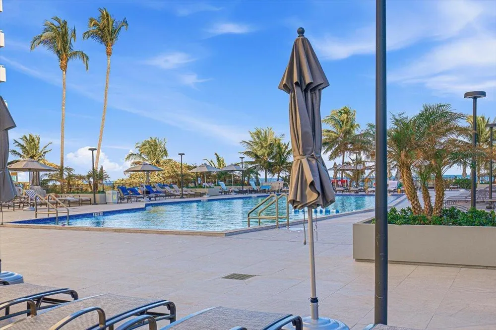 1985 S OCEAN DRIVE #6G Hallandale Beach, FL 33009