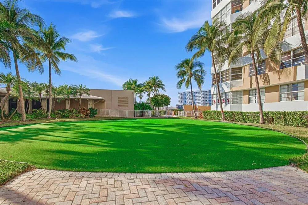 1985 S OCEAN DRIVE #6G Hallandale Beach, FL 33009