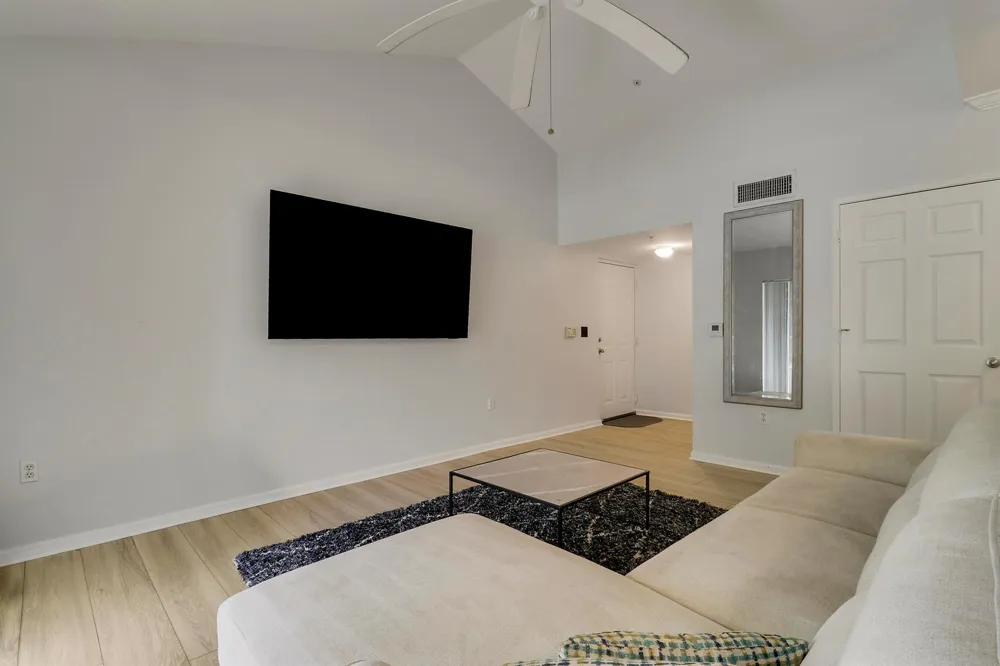 242 Village Boulevard #2212 Tequesta, FL 33469