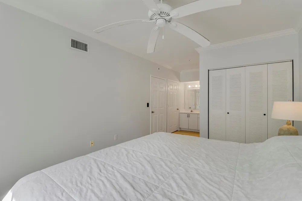 242 Village Boulevard #2212 Tequesta, FL 33469