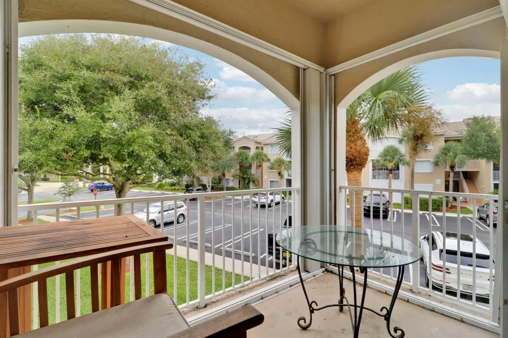 242 Village Boulevard #2212 Tequesta, FL 33469