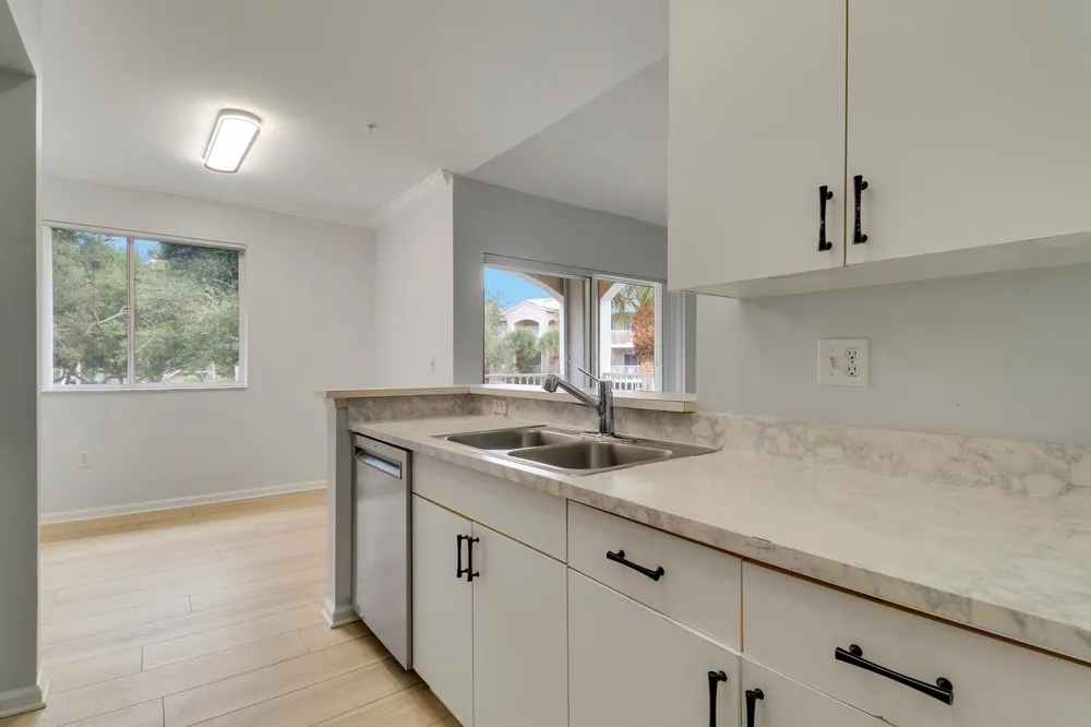 242 Village Boulevard #2212 Tequesta, FL 33469