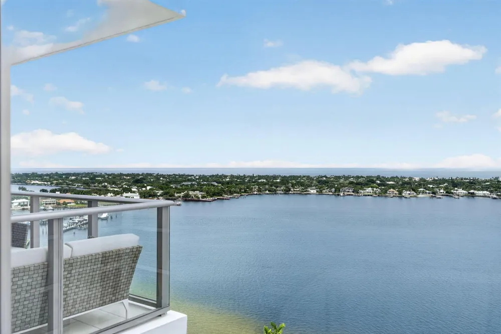 1 Water Club Way #1904 North Palm Beach, FL 33408
