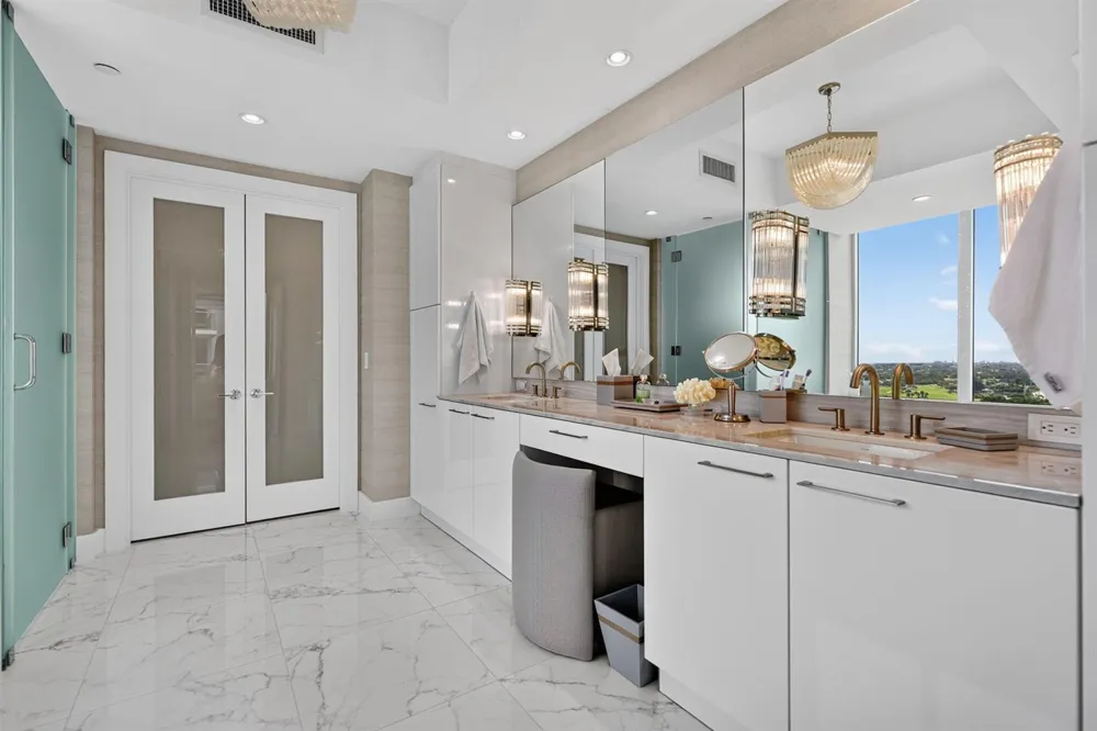 1 Water Club Way #1904 North Palm Beach, FL 33408