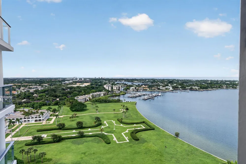 1 Water Club Way #1904 North Palm Beach, FL 33408