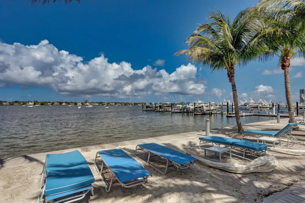 1 Water Club Way #1904 North Palm Beach, FL 33408