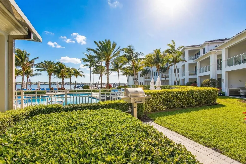 1 Water Club Way #1904 North Palm Beach, FL 33408