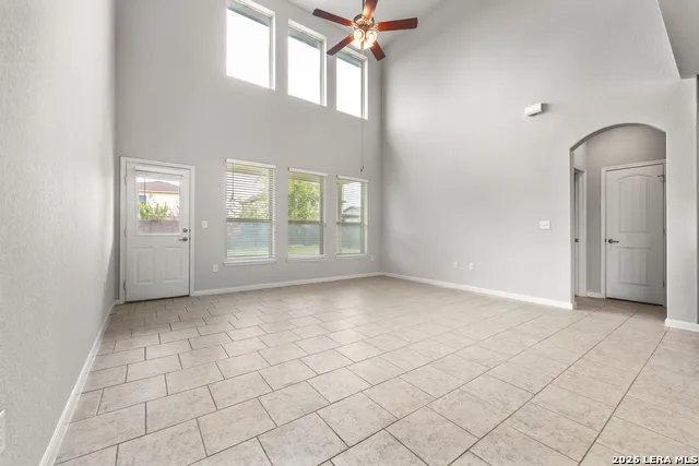 5903 BRIDLE BND San Antonio, TX 78218