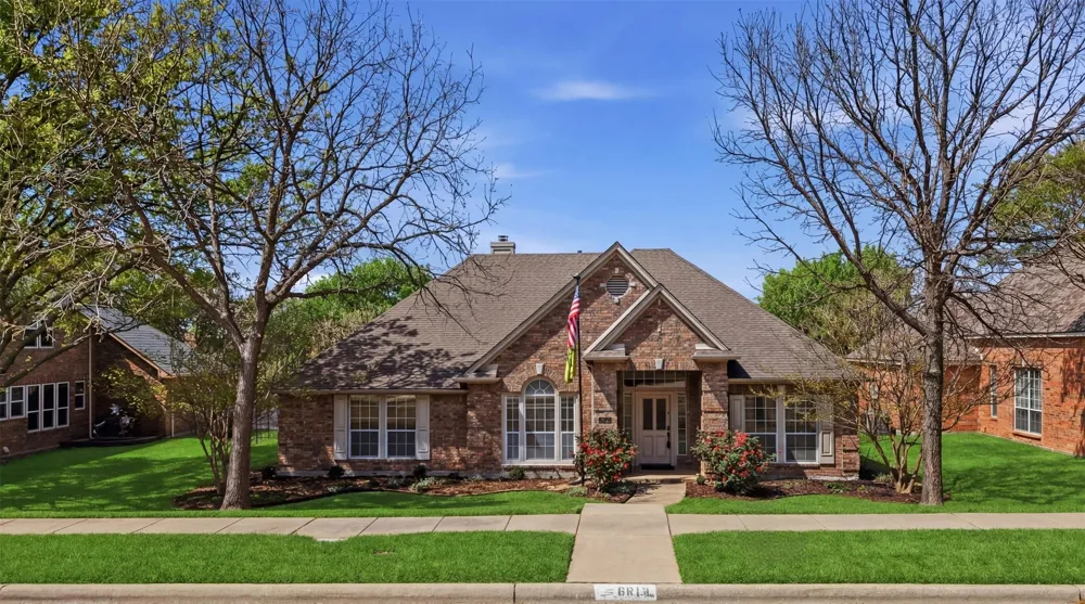 6613 Barclay Lane Garland, TX 75044