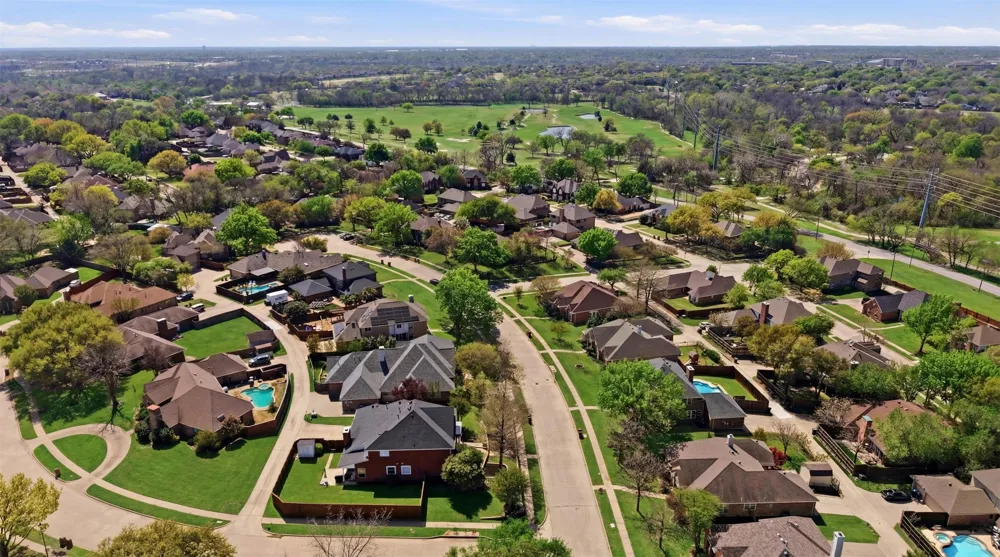 6613 Barclay Lane Garland, TX 75044