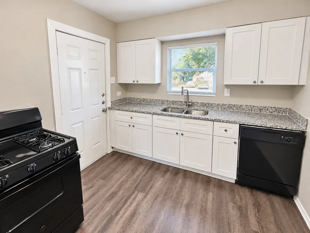 1514 Cedarcrest Drive Garland, TX 75042