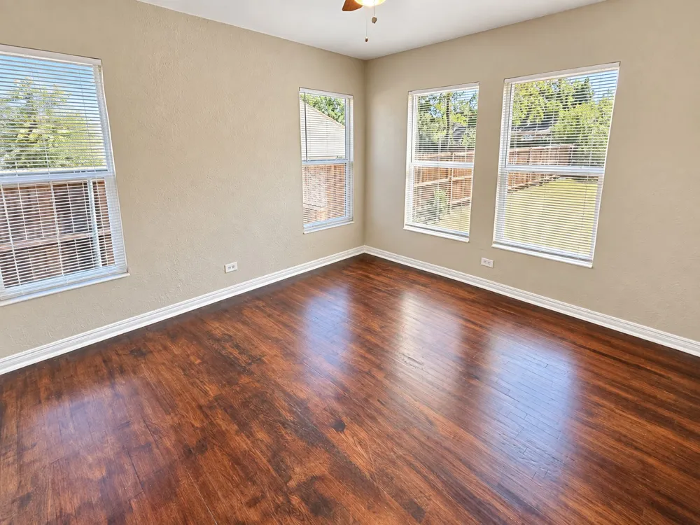 1514 Cedarcrest Drive Garland, TX 75042
