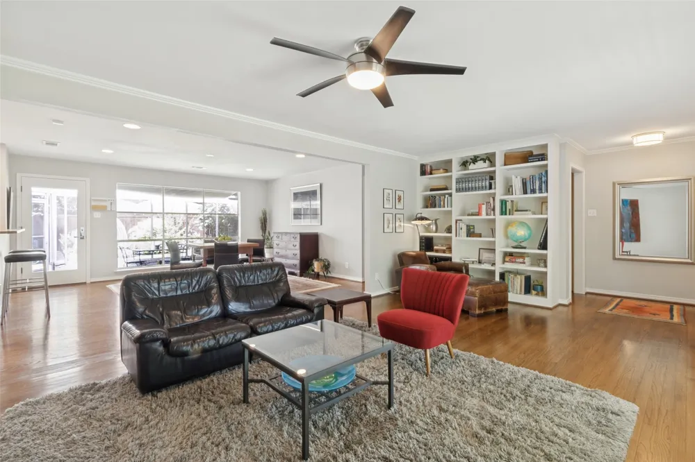 6719 Braeburn Drive Dallas, TX 75214