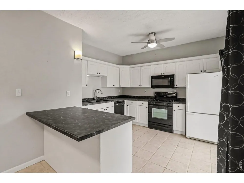 3105 Grand View Drive Greeley, CO 80631