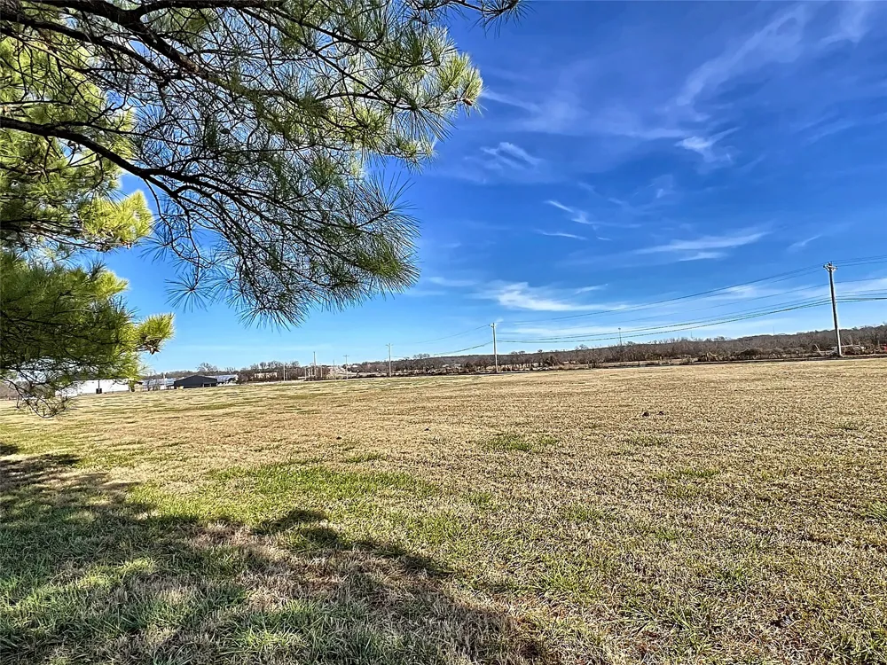 1998 W Allen Road Tahlequah, OK 74464
