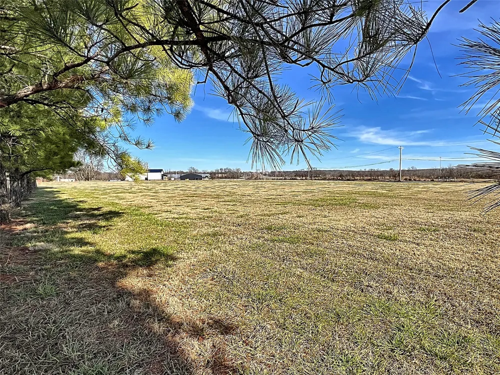1998 W Allen Road Tahlequah, OK 74464