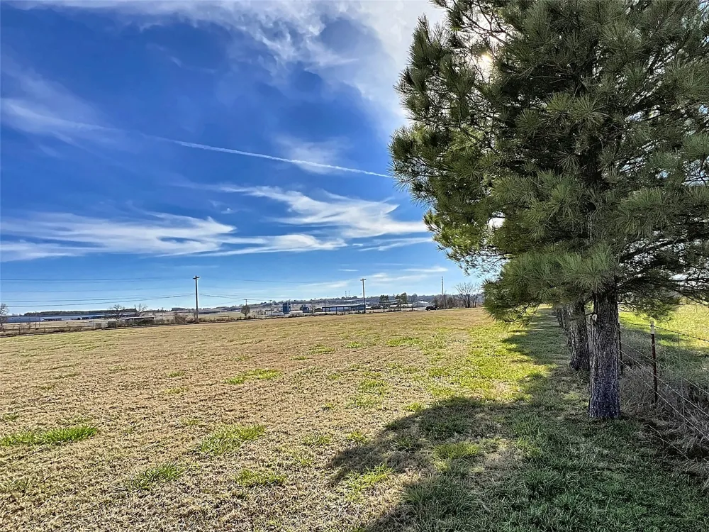 1998 W Allen Road Tahlequah, OK 74464
