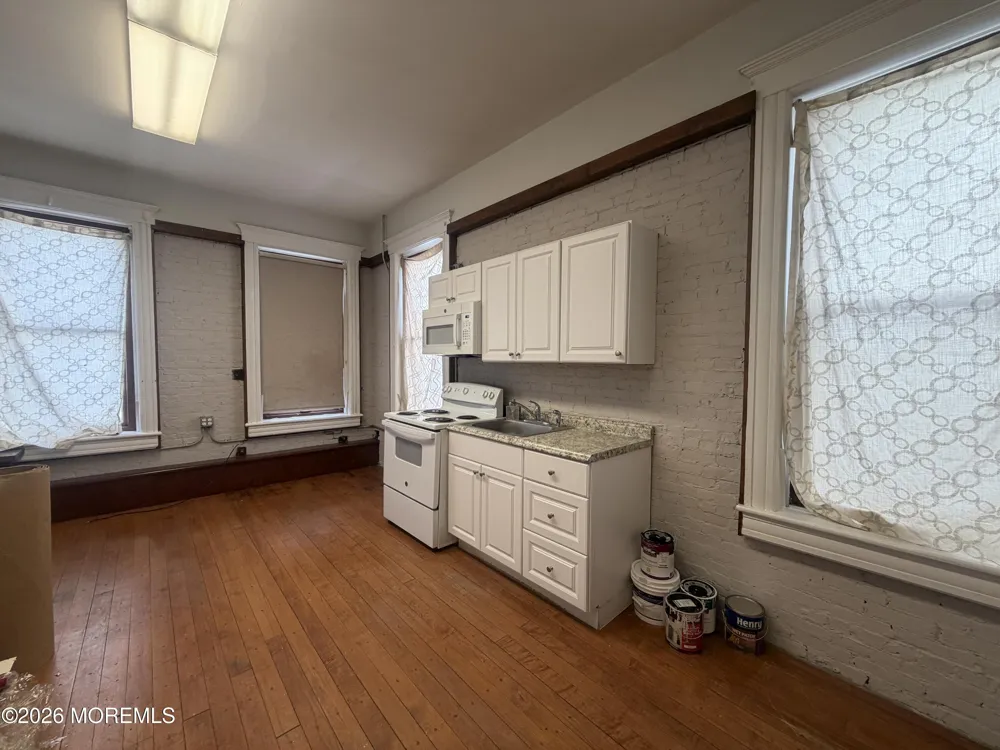 23 W Main Street #2 Freehold, NJ 07728
