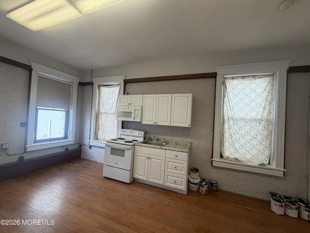 23 W Main Street #2 Freehold, NJ 07728