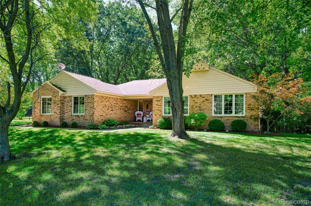 6209 Raddatz Road Cohoctah Township, MI 48836