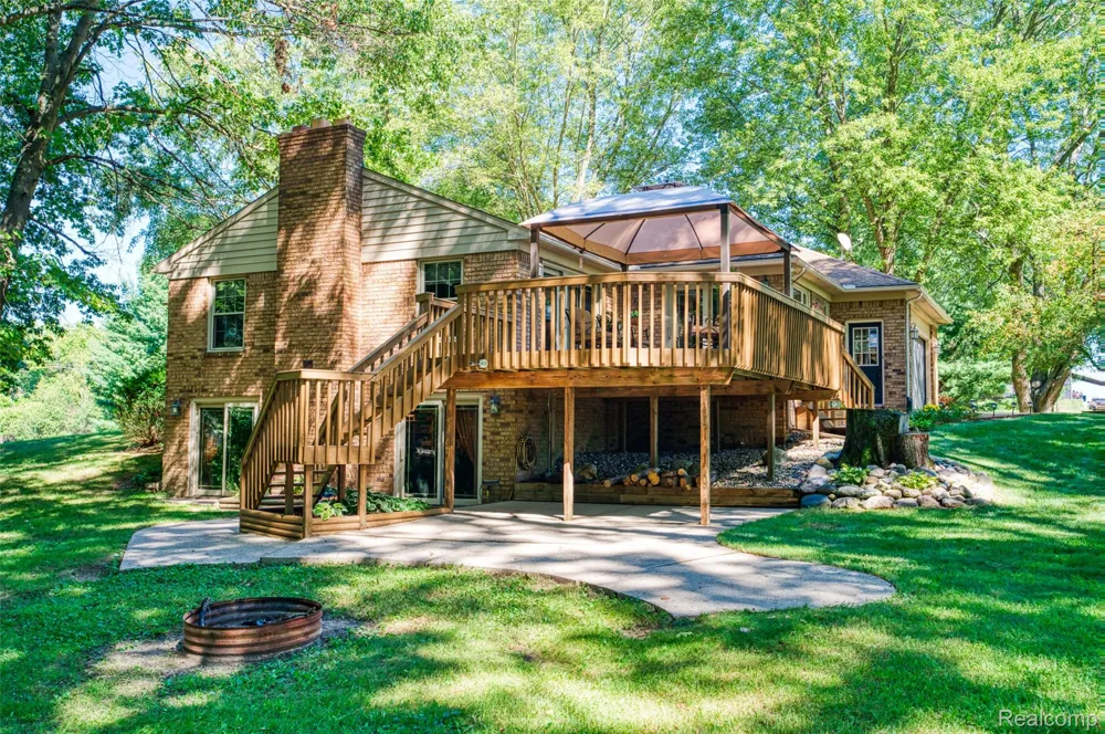 6209 Raddatz Road Cohoctah Township, MI 48836