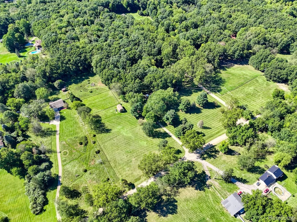 6209 Raddatz Road Cohoctah Township, MI 48836
