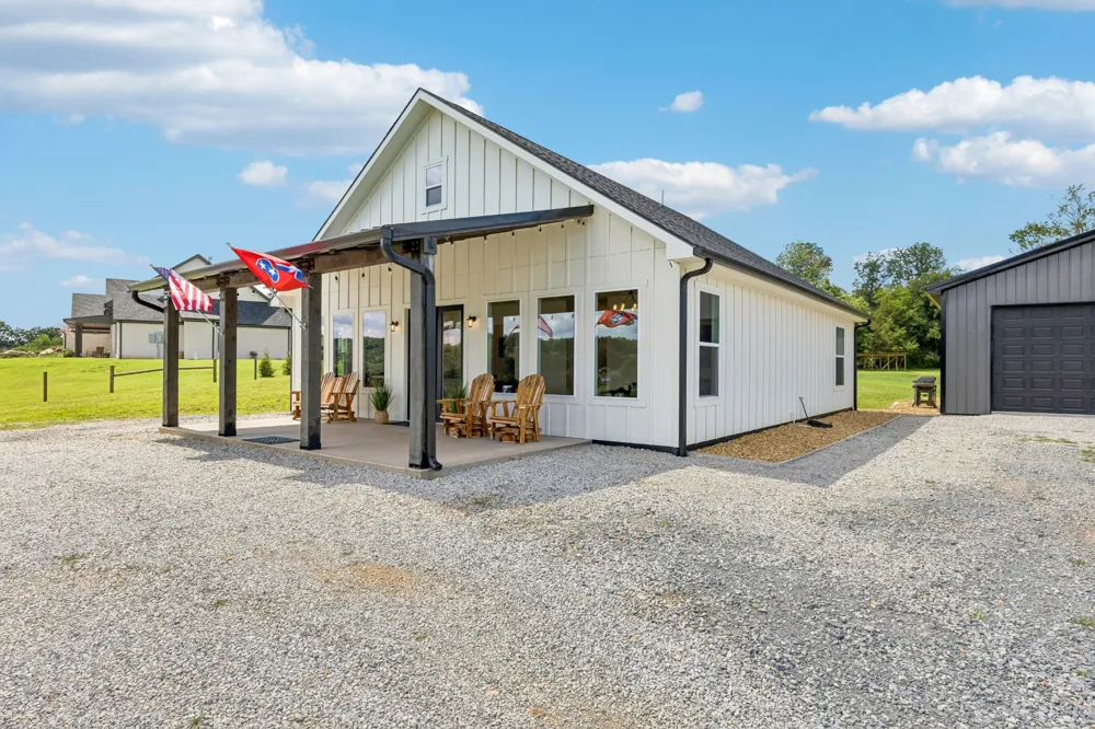 1574 Roy Sellers Rd Columbia, TN 38401