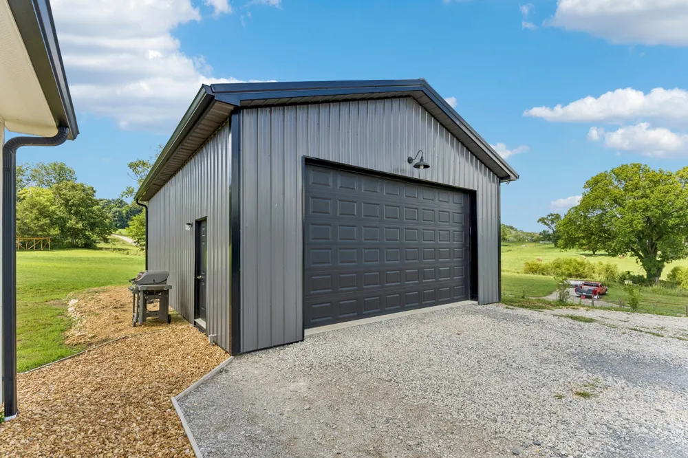 1574 Roy Sellers Rd Columbia, TN 38401