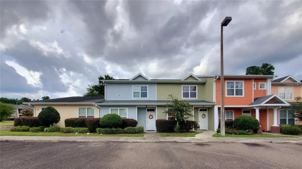 1561 NW 29TH ROAD #8 Gainesville, FL 32605